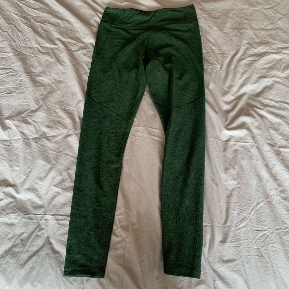 Outdoor Voices 3/4 Warmup Leggings in Forest Green